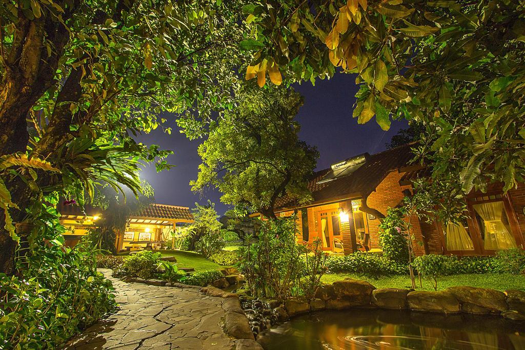 Duta Boutique Villa Jogyakarta Zewnętrze zdjęcie